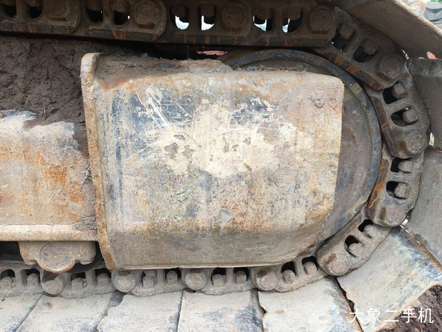 现代 R225LC-7 挖掘机
