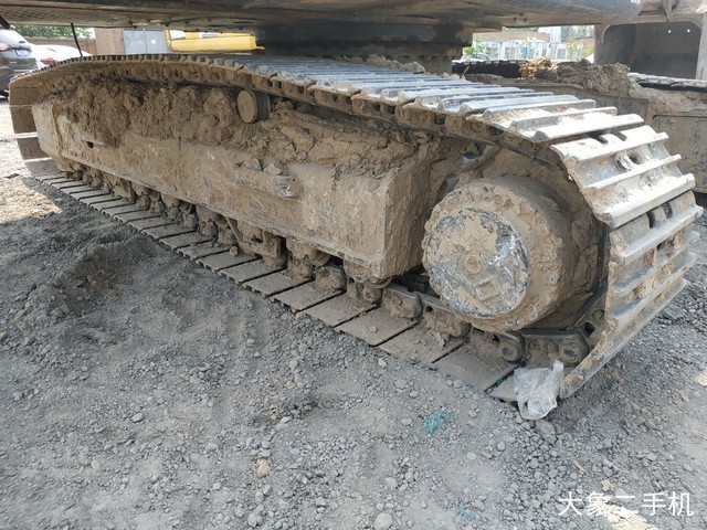 现代 R275LC-9T 挖掘机