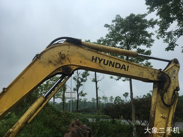 现代 R60-9 挖掘机