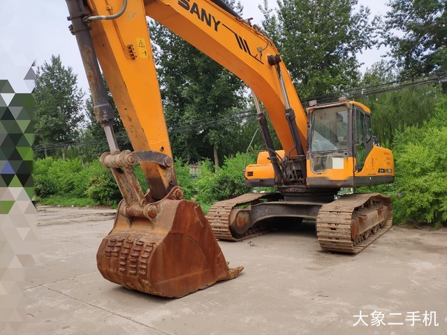 三一重工 SY285C-8 挖掘机