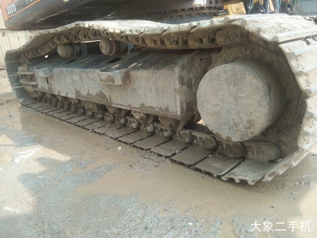 三一重工 SY215C 挖掘机