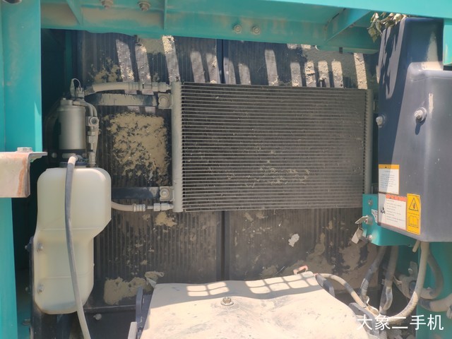 神钢 SK260LC-8 挖掘机