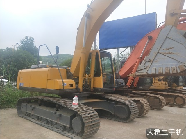 徐挖 XCG240LC-7E 挖掘机