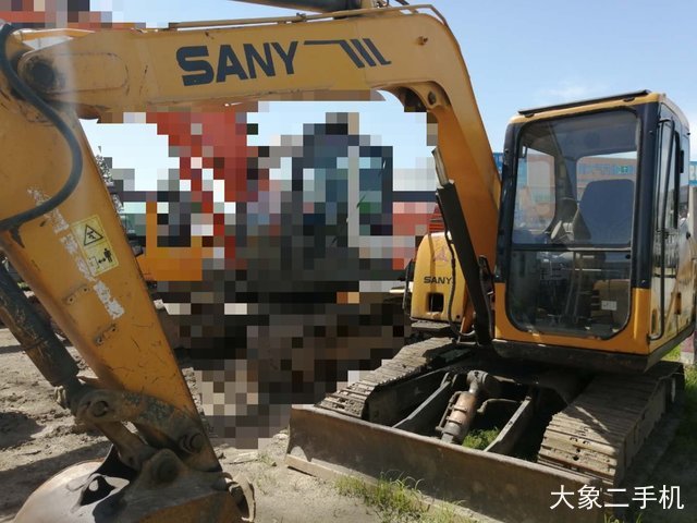 三一重工 SY65C 挖掘机