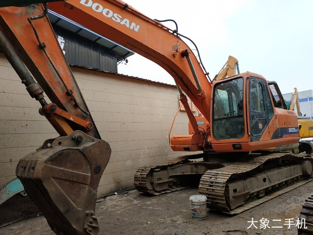 斗山 DH225LC-7 挖掘机