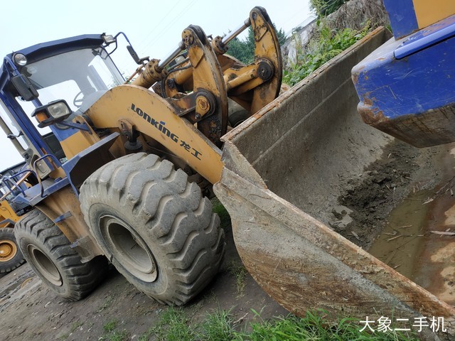 龙工 LG850 装载机