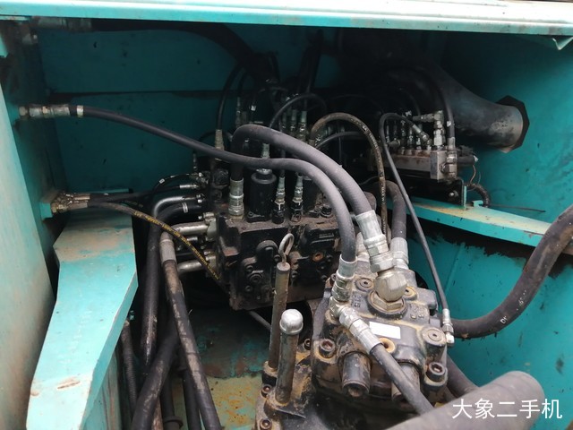 神钢 SK250-8 挖掘机