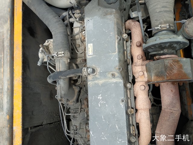 三一重工 SY335C-8 挖掘机