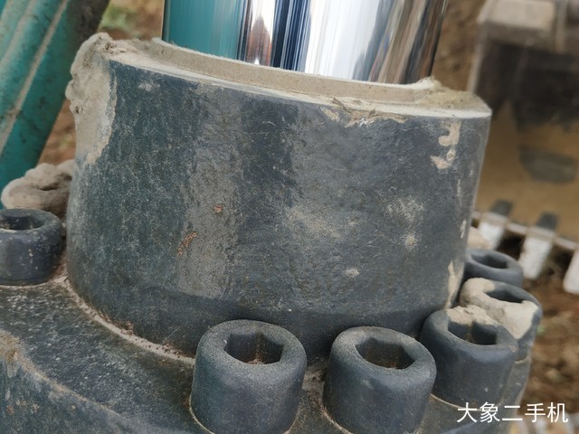 神钢 SK270D-8 挖掘机