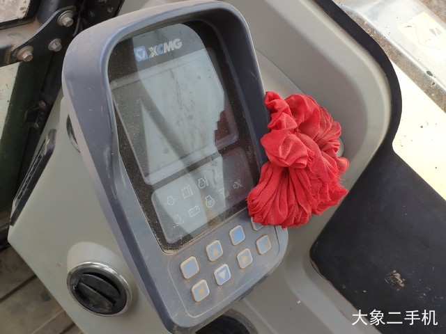 徐工 XE60D 挖掘机