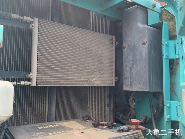 神钢 SK260LC-8 挖掘机