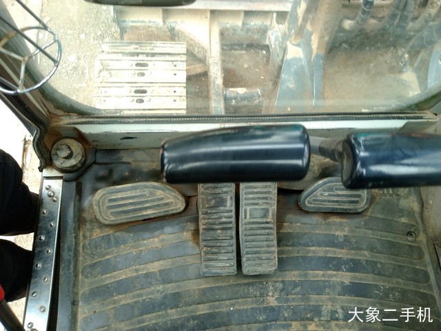 神钢 SK60-C 挖掘机