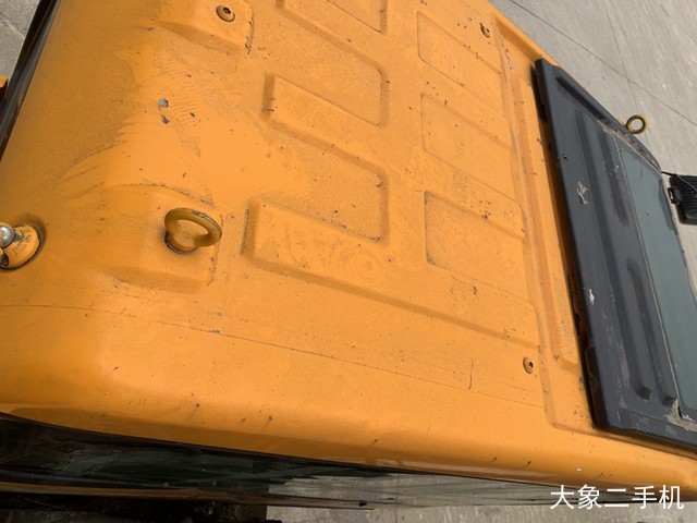 三一重工 SY135C-8 挖掘机