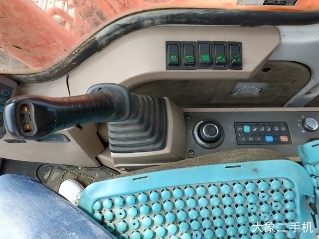 斗山 DH225LC-7 挖掘机