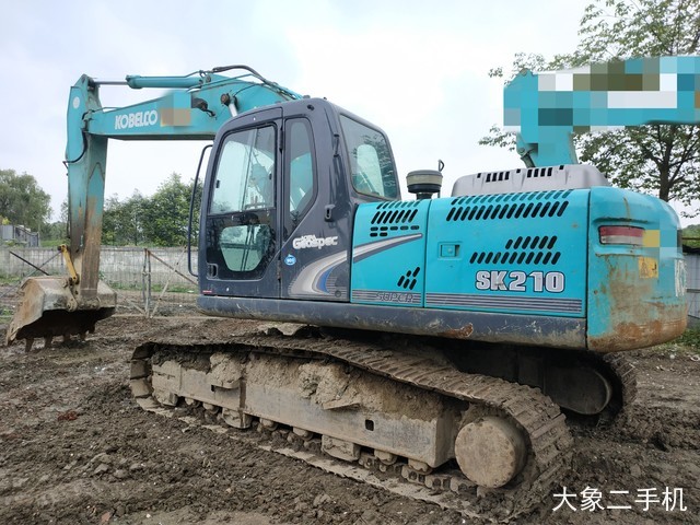 神钢 SK210LC-8 挖掘机
