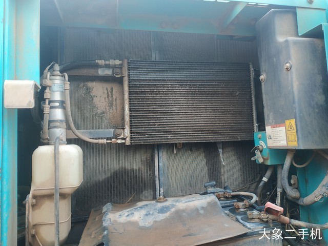 神钢 SK260LC-8 挖掘机