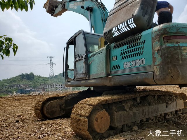 神钢 SK350LC-8 挖掘机