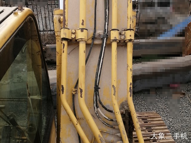 小松 PC200-8 挖掘机