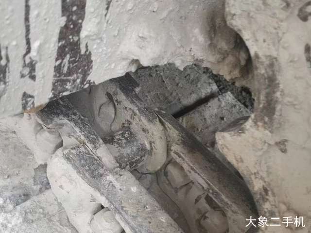 现代 R80-7 挖掘机