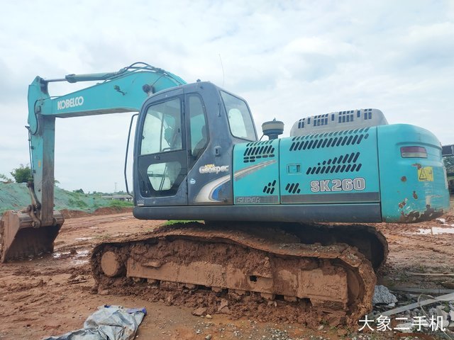 神钢 SK250-8 挖掘机