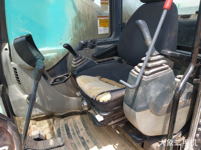 神钢 SK460-8 挖掘机