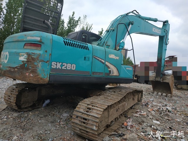 神钢 SK260LC-8 挖掘机