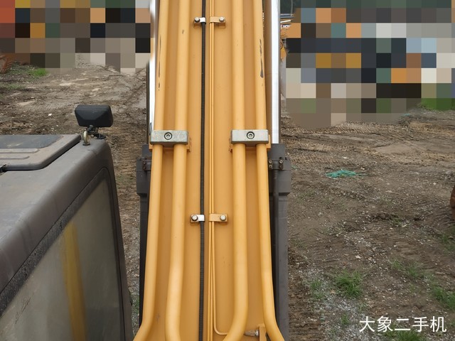 三一重工 SY215C-9 挖掘机