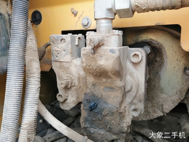 徐工 XE80C 挖掘机