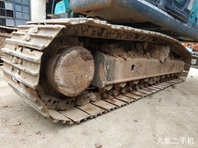 神钢 SK260LC-8 挖掘机