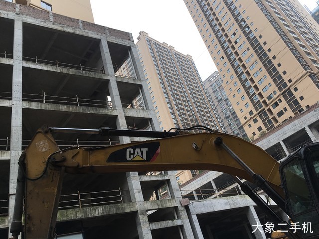 卡特彼勒 329D 挖掘机