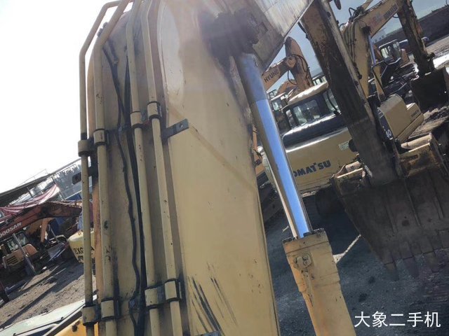 小松 PC270-7 挖掘机