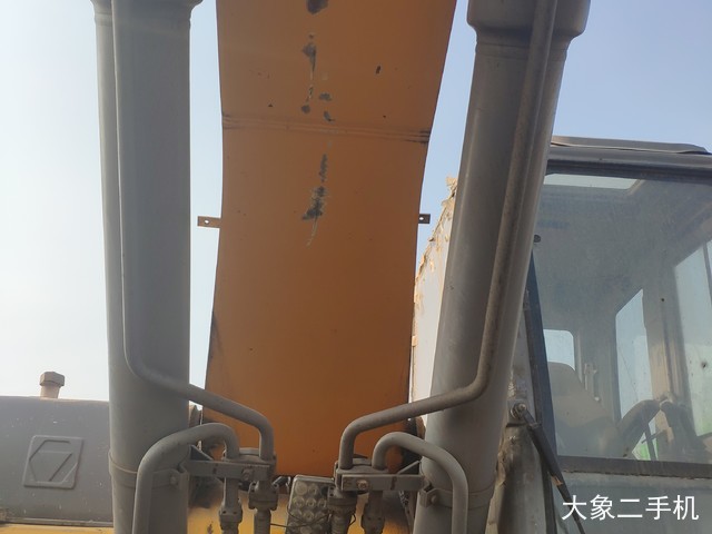 徐工 XE370C 挖掘机