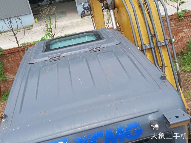 徐工 XE135D 挖掘机