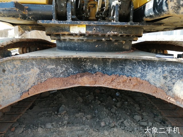 三一重工 SY215C 挖掘机