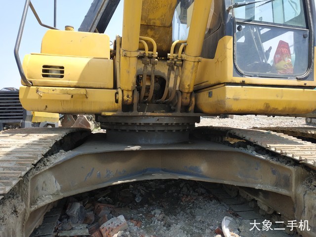 小松 PC220-7 挖掘机