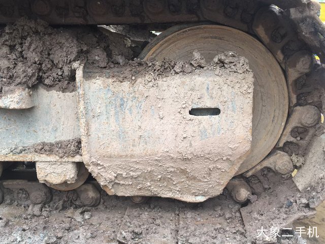 徐工 XE150D 挖掘机