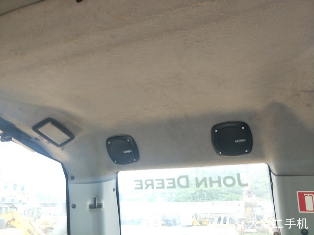 约翰迪尔 E240SC 挖掘机