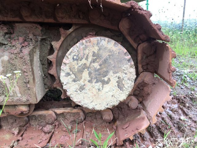 雷沃重工 FR220E 挖掘机