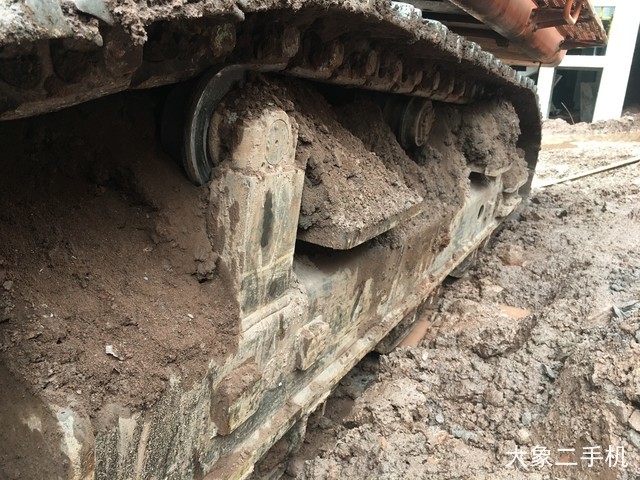 斗山 DX500LC 挖掘机