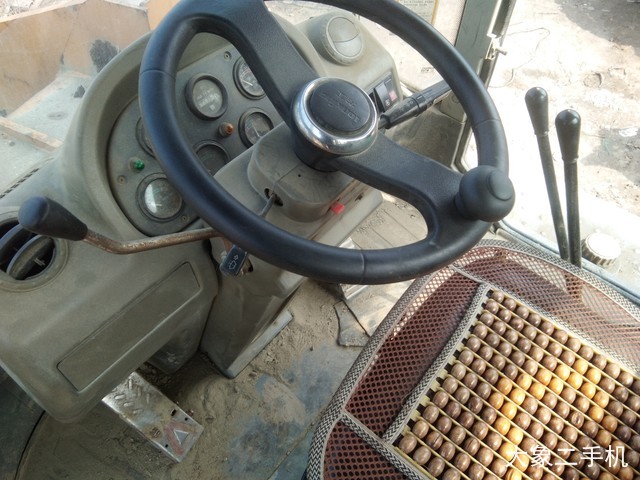 龙工 LG853B 装载机