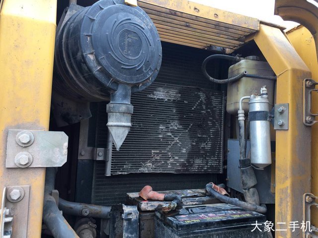 徐工 XE135B 挖掘机