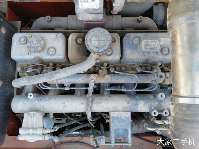 斗山 DX260LC 挖掘机