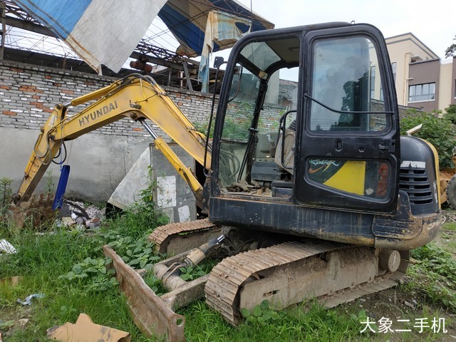 现代 R60-7 挖掘机