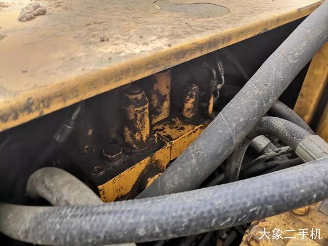 三一重工 SY215C 挖掘机
