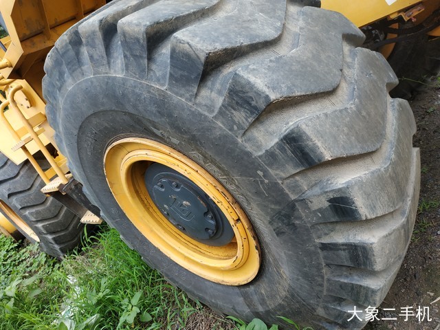 柳工 CLG855N 装载机