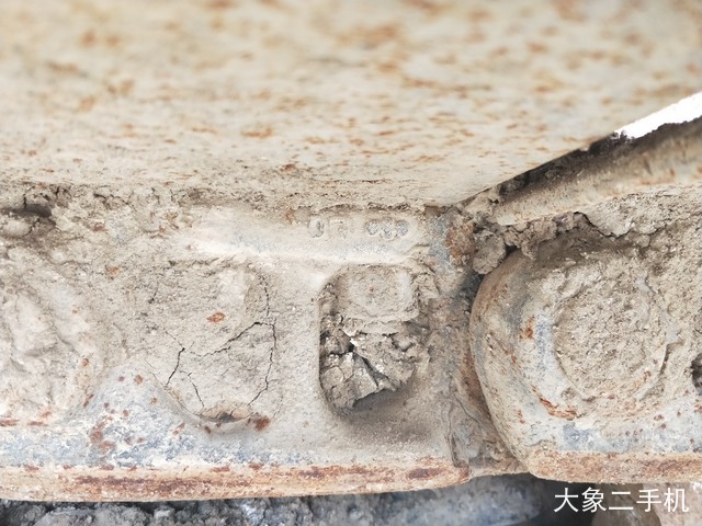 小松 PC240LC-8加长臂 挖掘机