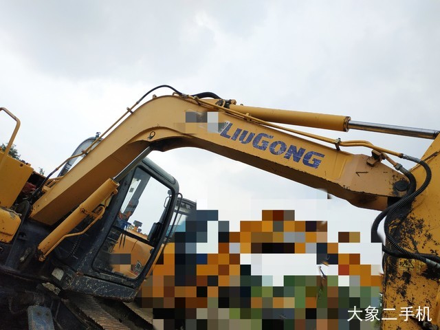 柳工 CLG908D 挖掘机