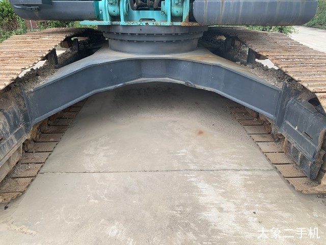 神钢 SK260LC-8 挖掘机