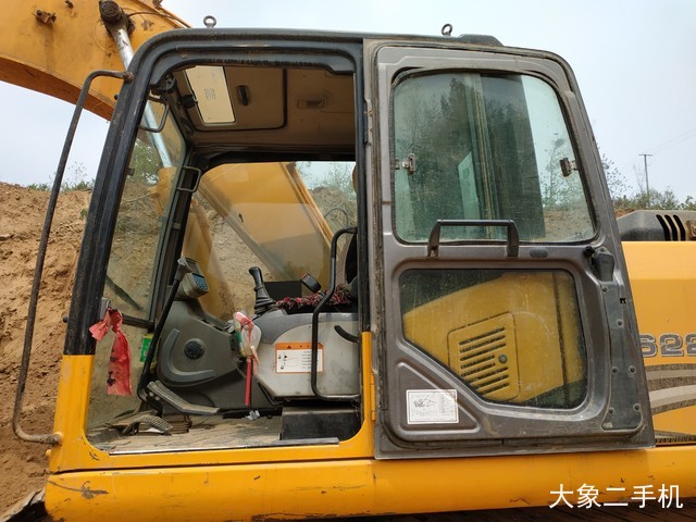龙工 LG6225 挖掘机