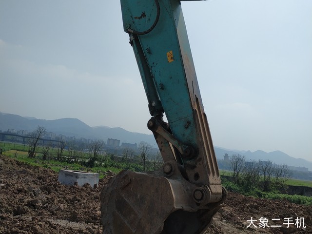 神钢 SK350LC-8 挖掘机